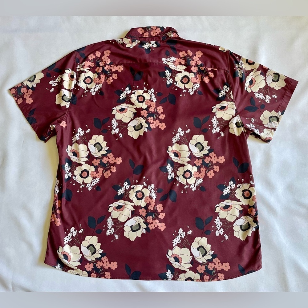 Abercrombie & Fitch Men’s Hawaiian Shirt Maroon Floral Size 2XL Short Sleeve - Picture 6 of 6
